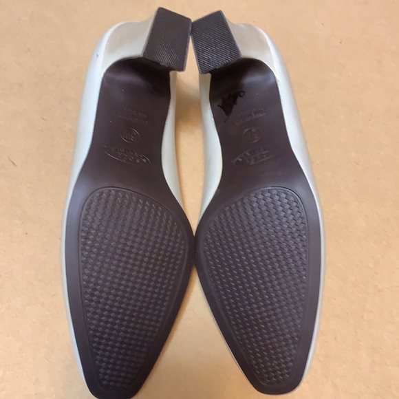 I ❤️Comfort leather WHITE PUMPS HEELS SZ 7.5 BRAZIL VINTAGE RETRO I LOVE COMFORT - Picture 6 of 16